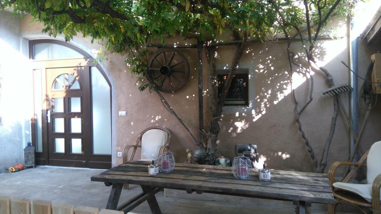 Haus Moeltner - Apartment "Weinansetz" Caldaro Exterior photo